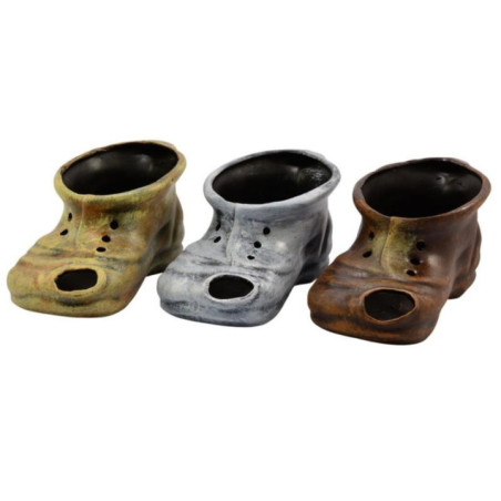 Figurka But h:14cm dł.34cm ceramiczna 492