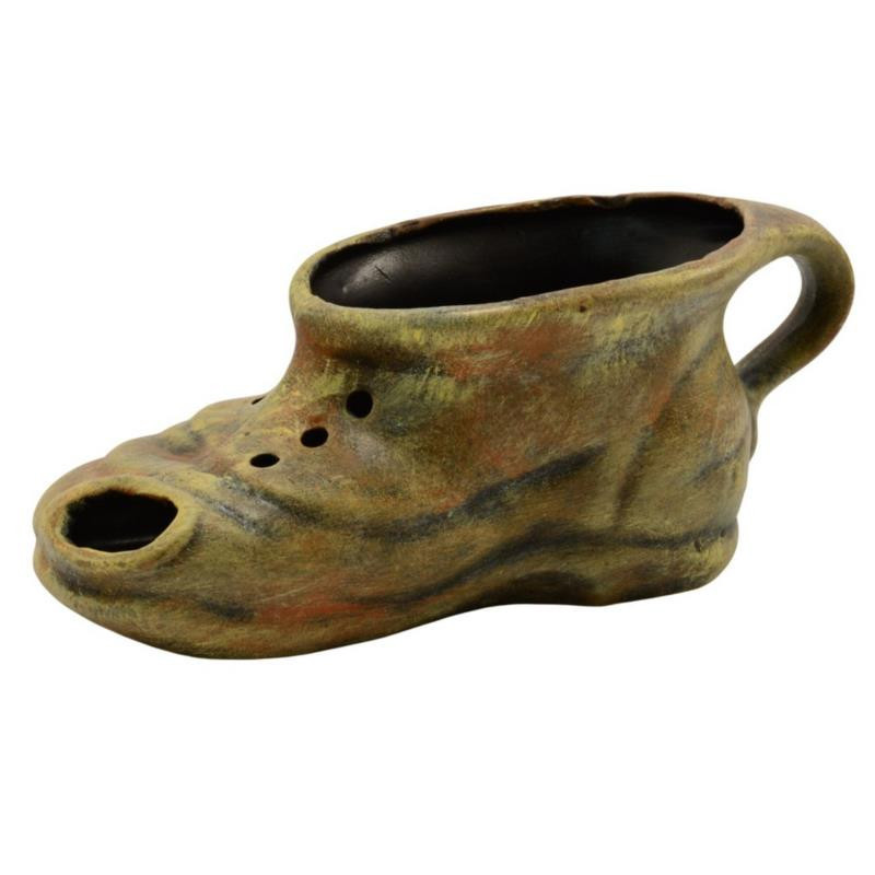 Figurka But h:14cm dł.34cm ceramiczna 492