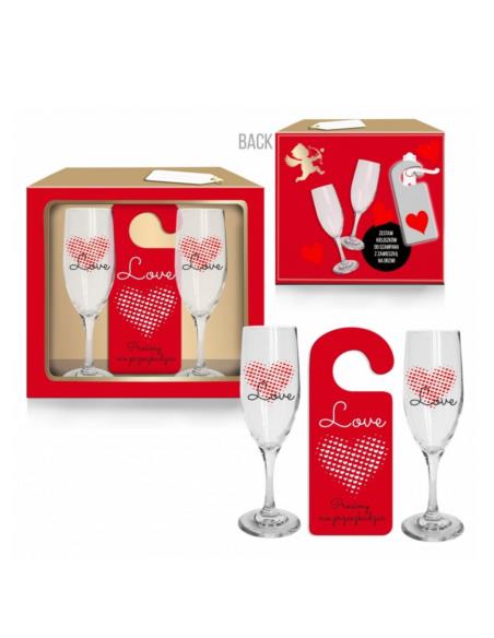 Kieliszki 190ml 2szt Walentynki + zawieszka Love, love, love... Prosimy nie przeszkadzać.